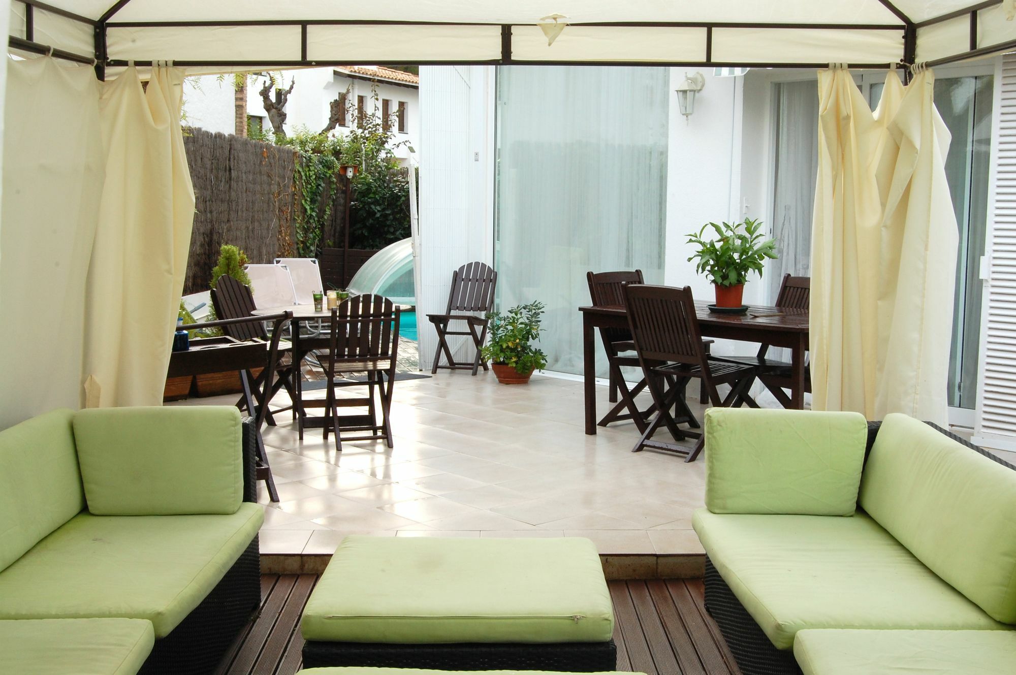 New Opening Villa Oasis Terramar Sitges Eksteriør billede